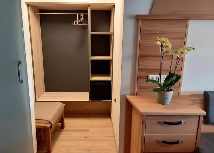 Beim Tischler Διαμέρισμα *